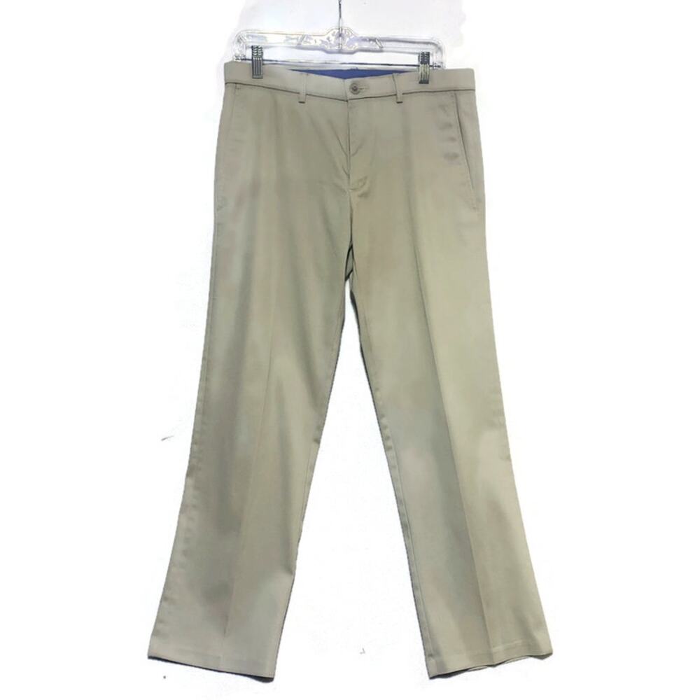 Haggar Khaki Pants Men's Size 32x30 Tan Brown Cotton Blend Straight Leg
